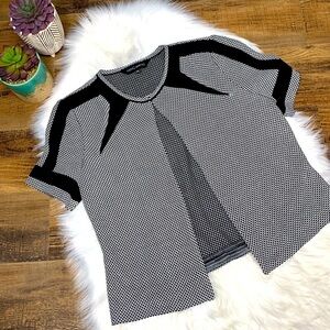 Ming Wang Short Sleeve Black and White Sweater